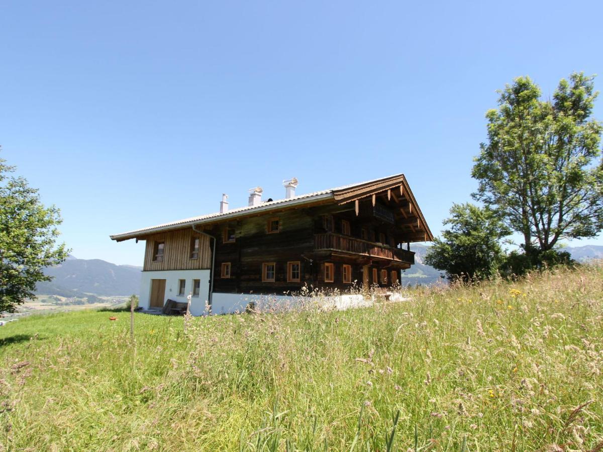 Chalet On The Ski Slope In St Johann In Tyrol Apfeldorf Exterior photo